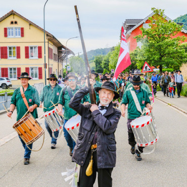 Plastik-Flieder verblüht nicht