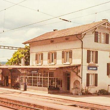Der alte und neue Bahnhof