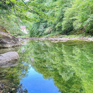 Auf einer Wanderung durch die spektakuläre Reuse-Schlucht hat Ivo Schädler aus Läufelfi ngen dieses Foto gemacht.