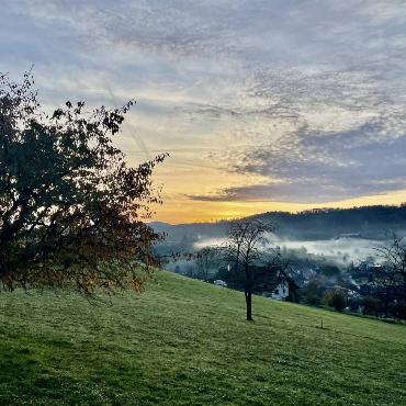 Beat Thommen aus Ziefen hat diese Morgenstimmung während einer Joggingrunde festgehalten.