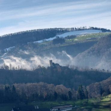 Dieses Bild vom Schloss Waldenburg und Hot Futtersteig wurde von Manuel Friedli aus Thürnen gemacht.