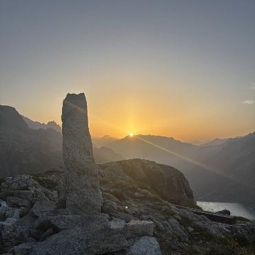 Die Morgenstimmung auf der SAC Dammahütte hat Othmar Winiger aus Thürnen hoch ob dem Stausee der Göscheneralp auf 2439 Meter festgehalten.