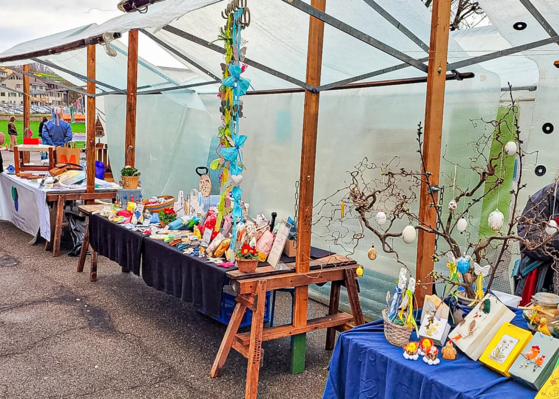 Reges Markttreiben - Das Bild wird blockiert. – Möglicherweise durch einen aktiven Adblocker.