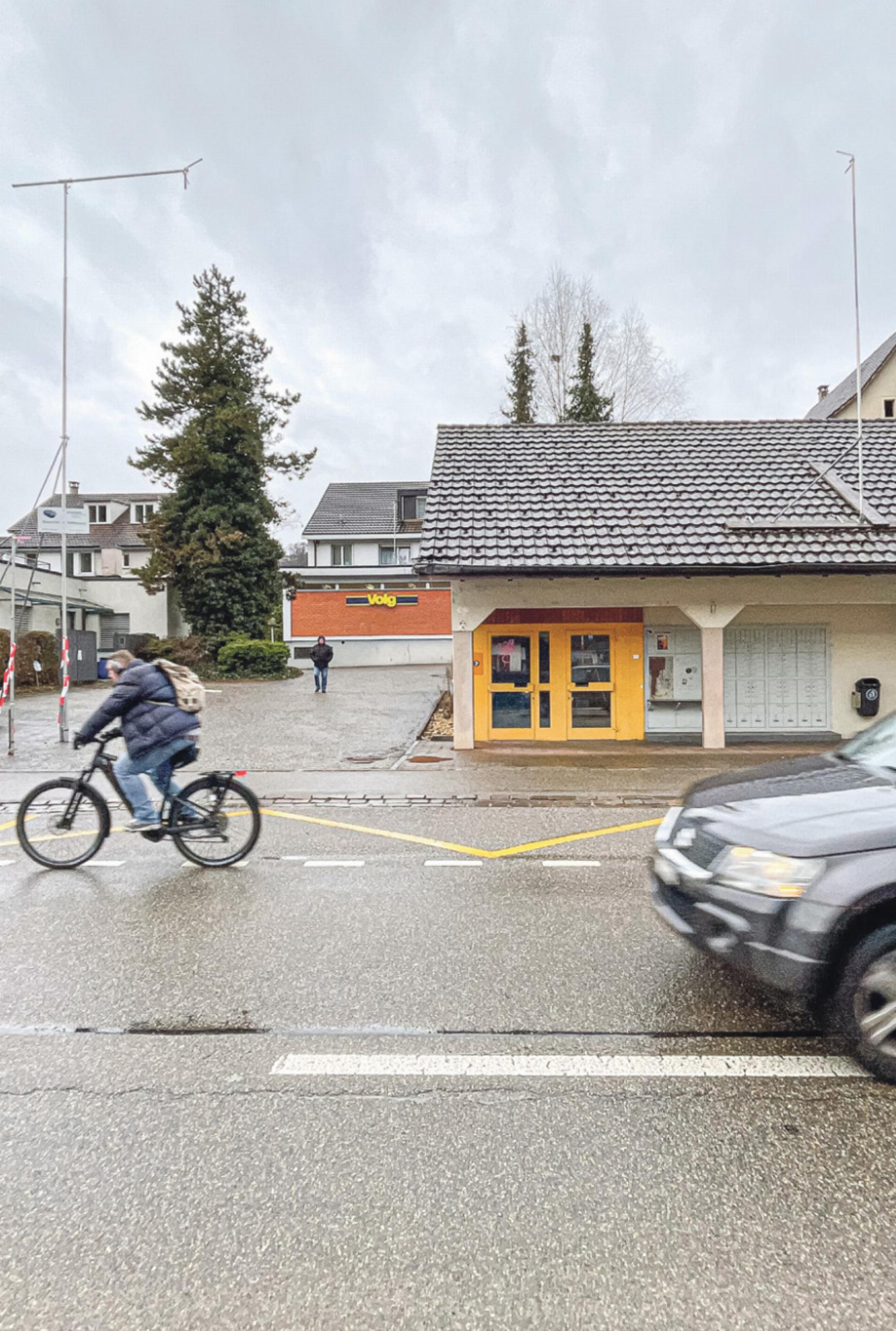 Neubau für Dorfl aden und Wohnungen - Das Bild wird blockiert. – Möglicherweise durch einen aktiven Adblocker.