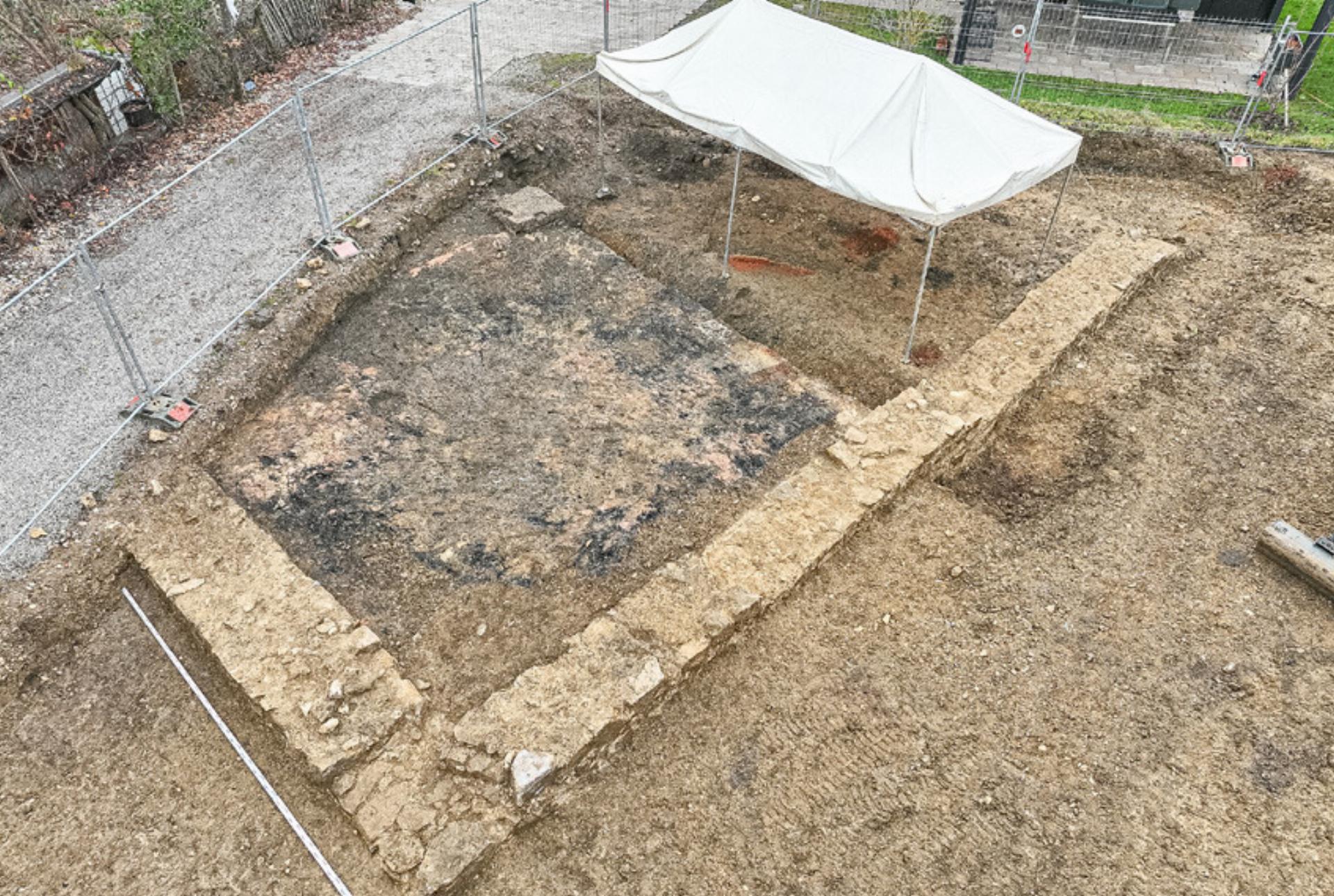 Fund aus adliger Zeit - Das Bild wird blockiert. – Möglicherweise durch einen aktiven Adblocker.