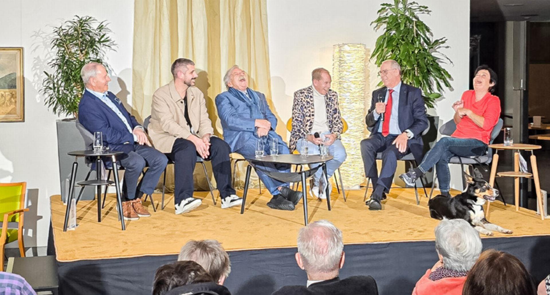 Prominente erzählen aus ihrem Leben - Das Bild wird blockiert. – Möglicherweise durch einen aktiven Adblocker.