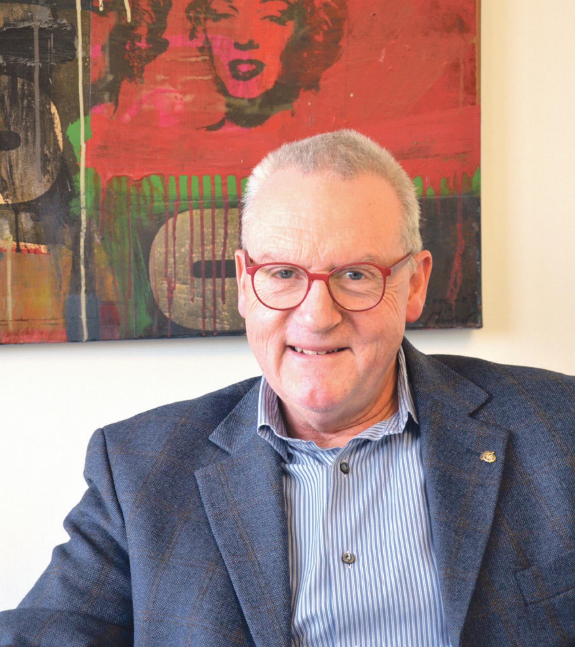 AUSGEFRAGT | JÖRG LEUPPI, FACHARZT FÜR PNEUMOLOGIE UND ALLGEMEINE INNERE MEDIZIN
