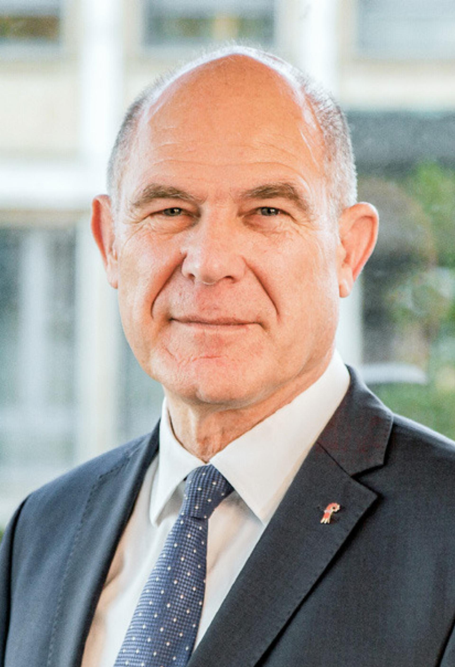 Landrat stellt Ausgaben infrage - Das Bild wird blockiert. – Möglicherweise durch einen aktiven Adblocker.