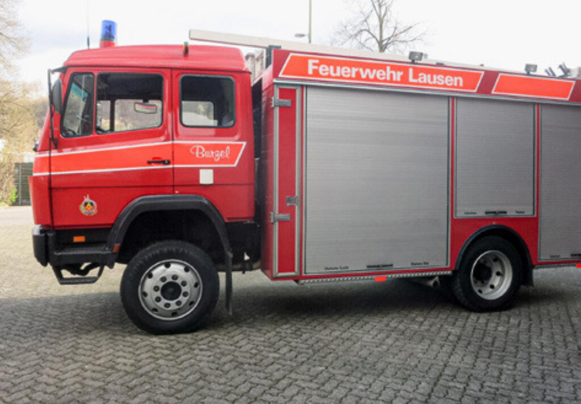 Feuerwehrauto auf Auktionsplattform - Das Bild wird blockiert. – Möglicherweise durch einen aktiven Adblocker.