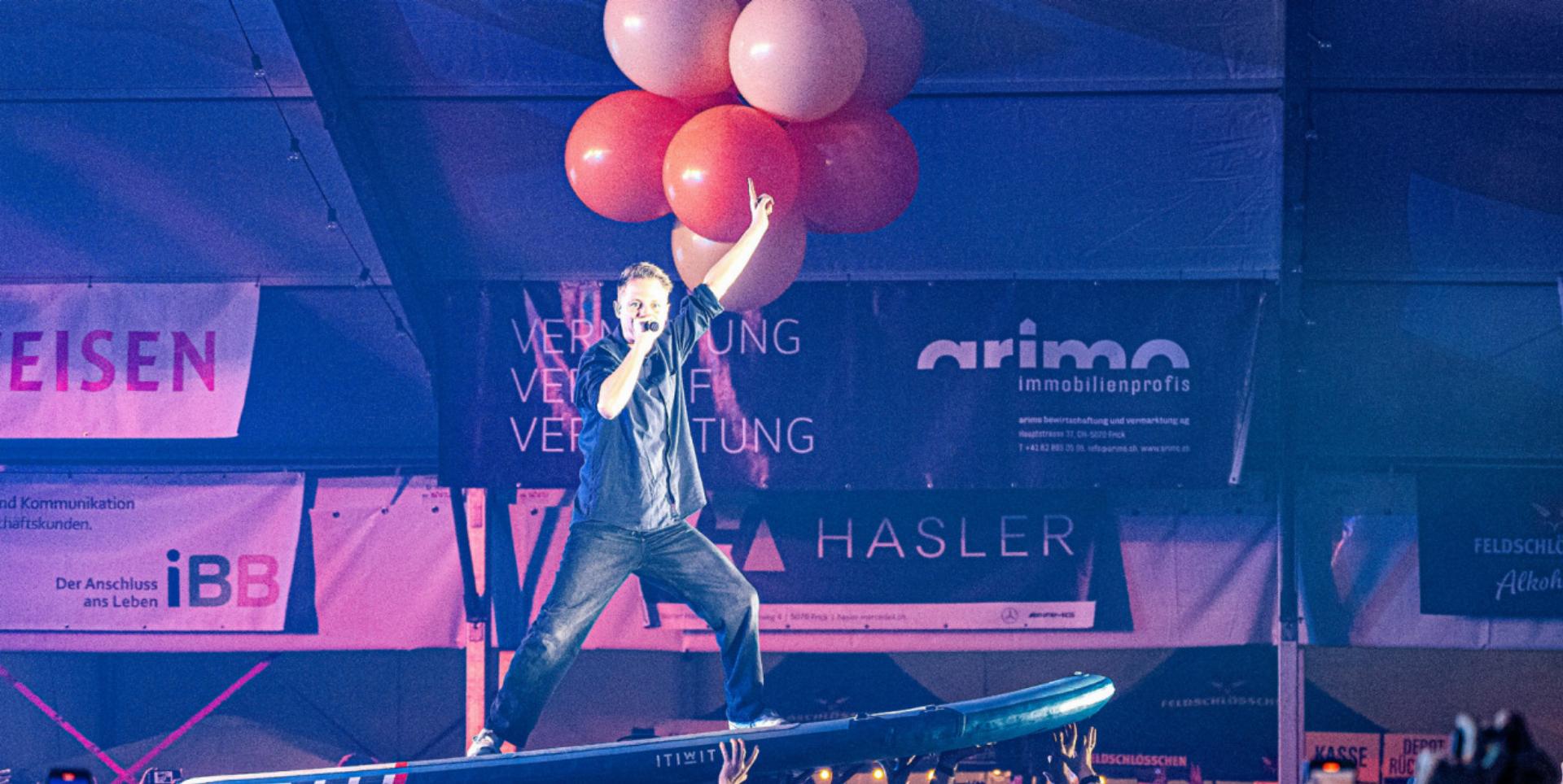 10 000 Musikfans kamen auf ihre Kosten - Das Bild wird blockiert. – Möglicherweise durch einen aktiven Adblocker.