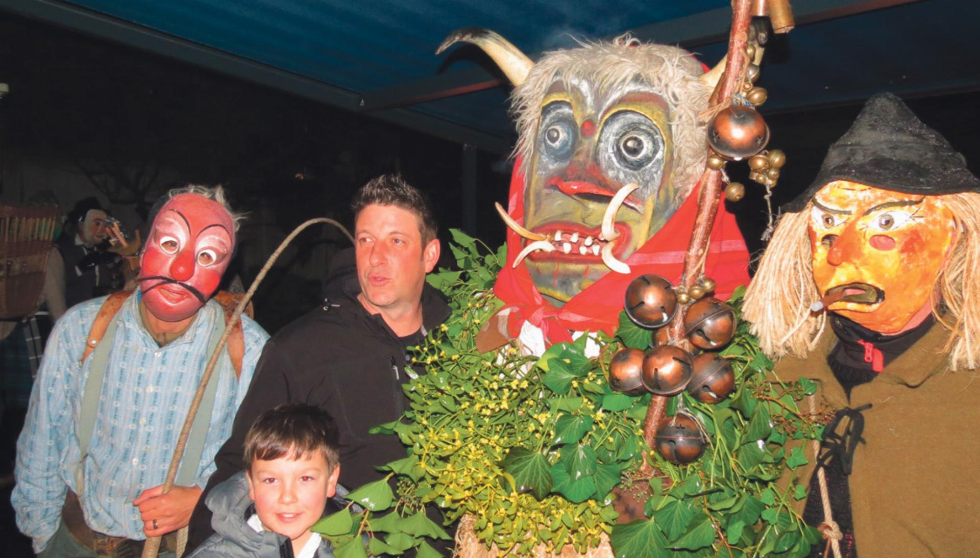 Ein Höllen-Septett von Unentwegten - Das Bild wird blockiert. – Möglicherweise durch einen aktiven Adblocker.