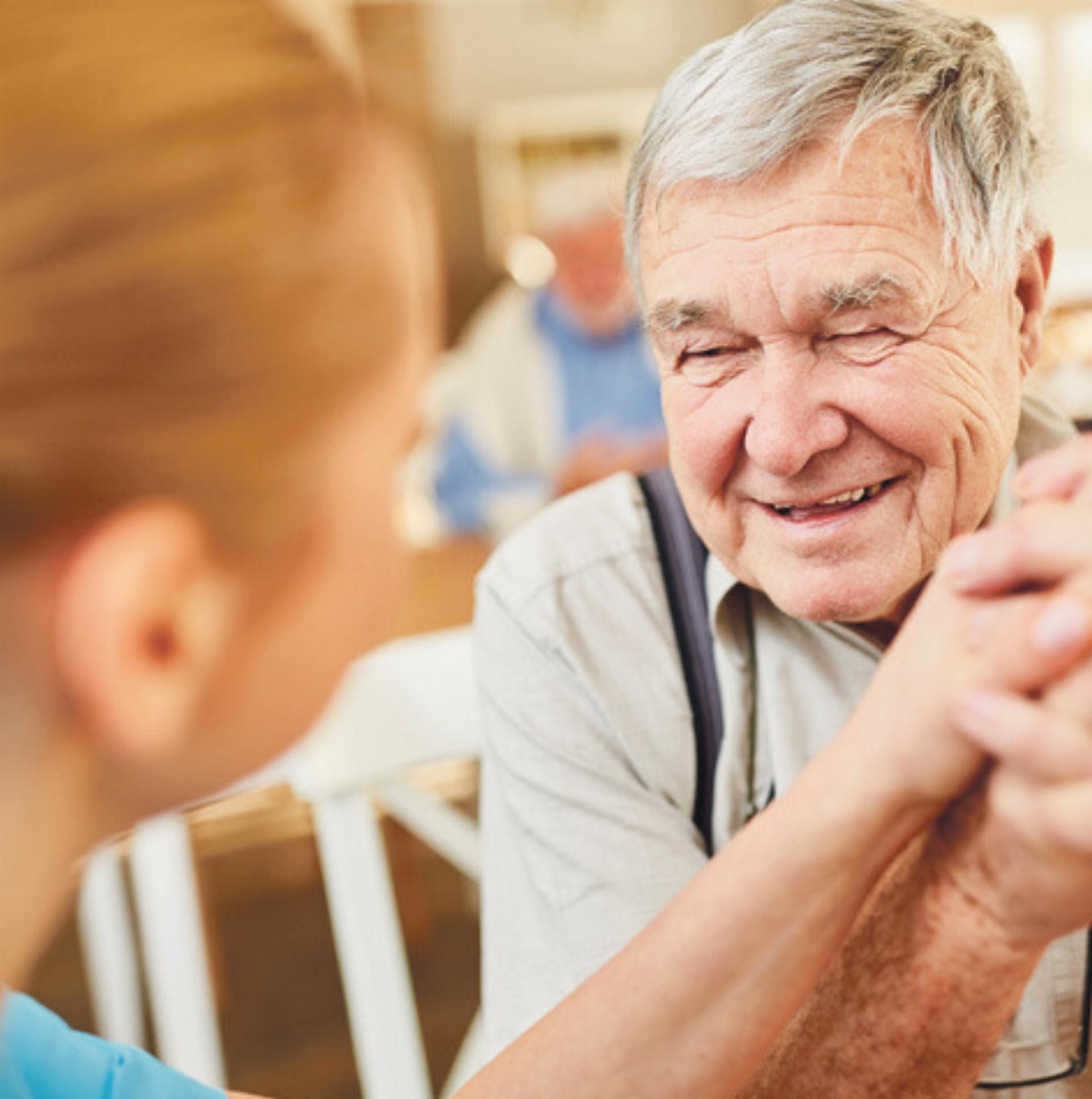 Attraktives Angebot für pfl egende Angehörige - Das Bild wird blockiert. – Möglicherweise durch einen aktiven Adblocker.