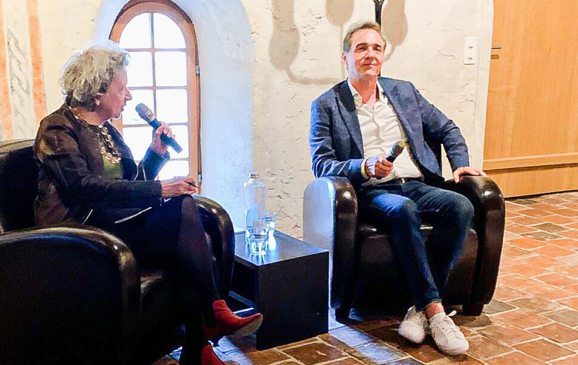 Gegen Vergessen der Verdingkinder - Das Bild wird blockiert. – Möglicherweise durch einen aktiven Adblocker.