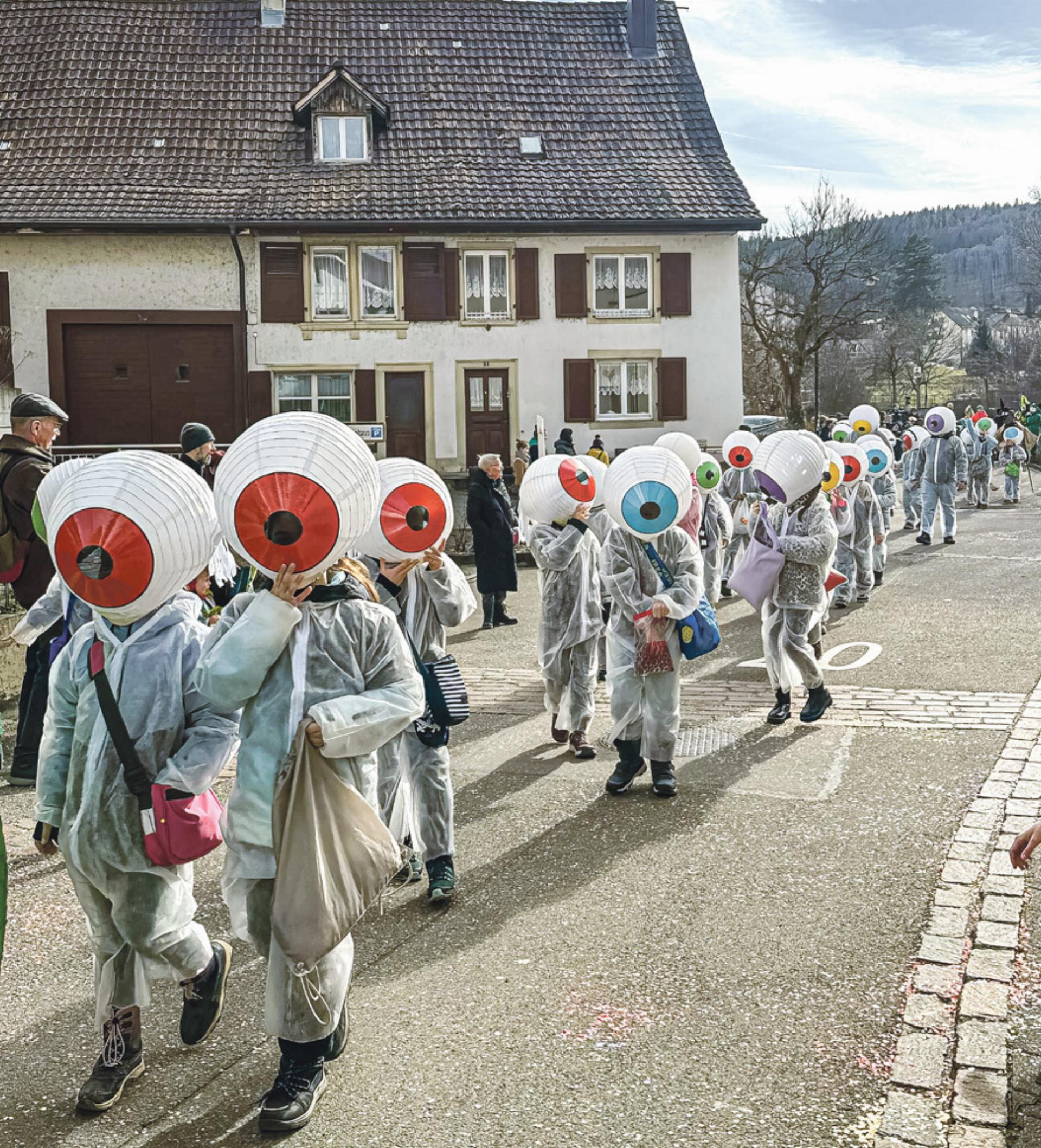 Auge um Auge - Das Bild wird blockiert. – Möglicherweise durch einen aktiven Adblocker.