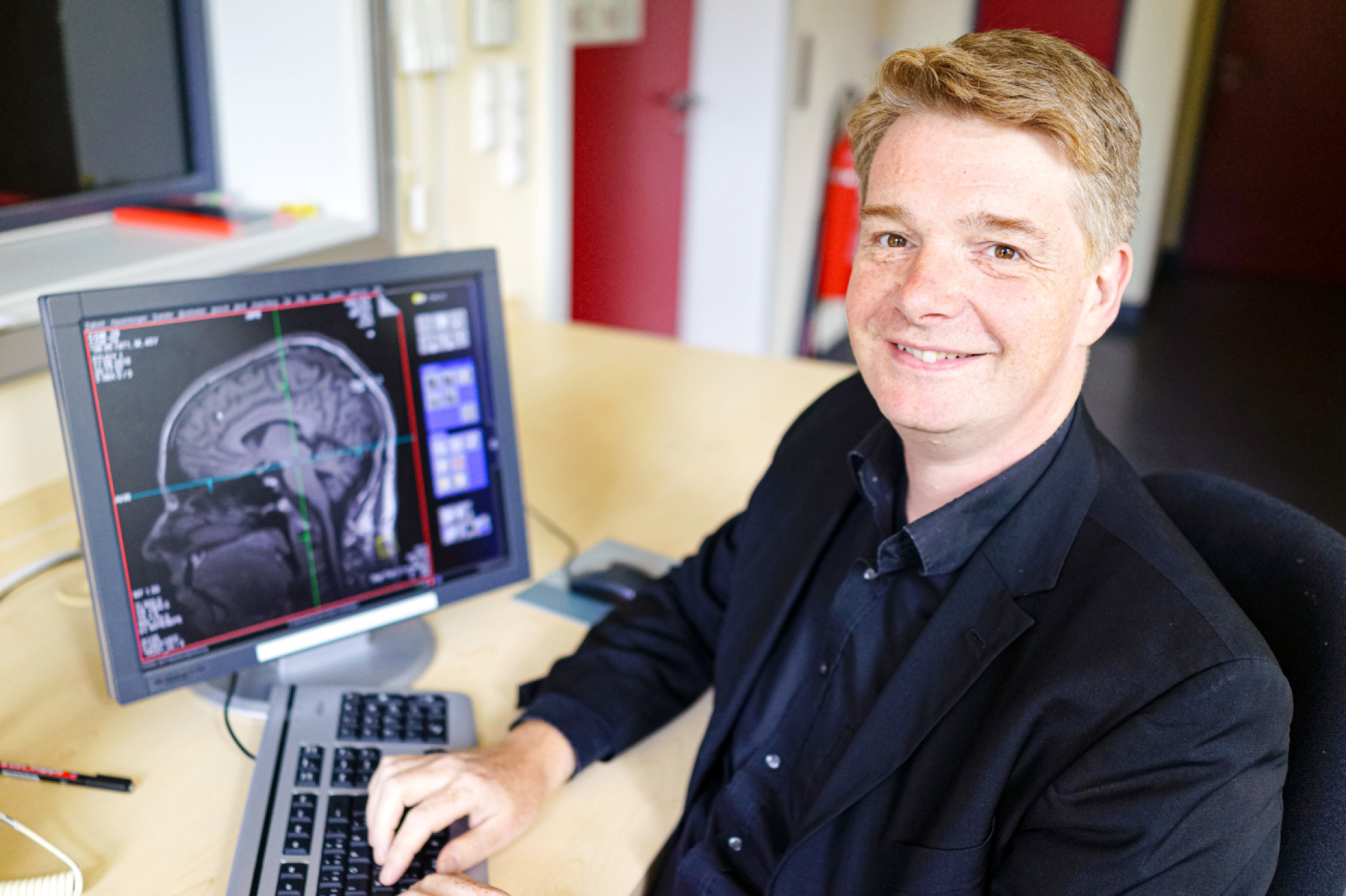 Gefahren von KI und Datenverbreitung - Das Bild wird blockiert. – Möglicherweise durch einen aktiven Adblocker.