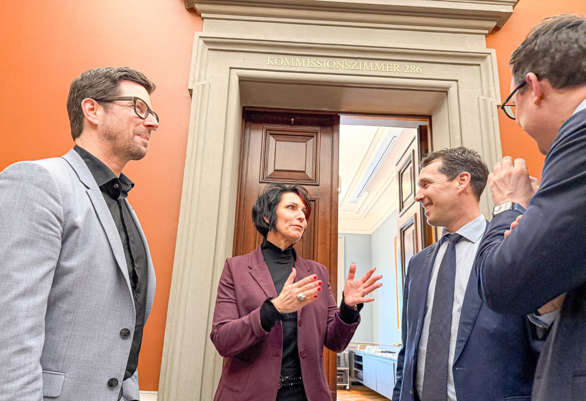 «Das grösste Sparpotenzial liegt im Asylbereich» - Das Bild wird blockiert. – Möglicherweise durch einen aktiven Adblocker.