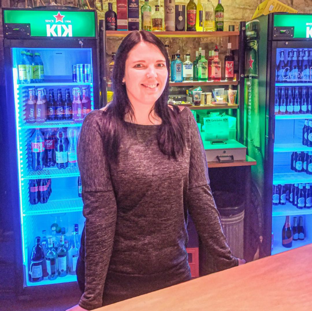 Vereinsmitglied Sarah Schmid macht sich Sorgen um das Weiterbestehen des «KiK».
Bilder svr. Vereinsmitglied Sarah Schmid macht sich Sorgen um das Weiterbestehen des «KiK».
Bilder svr.