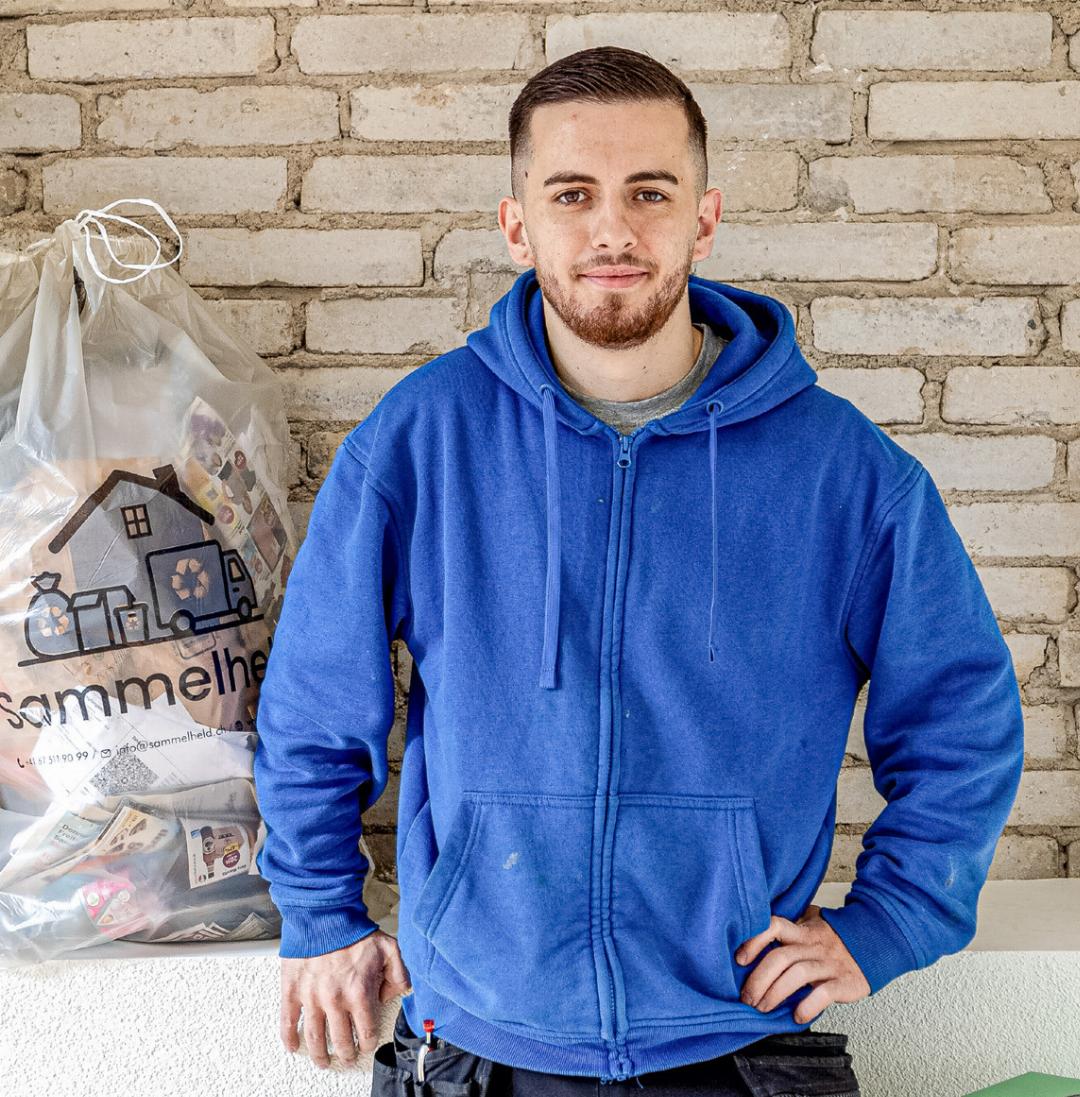 Wenn «Sammelheld» weiterhin so rasant wächst, braucht Ilir Quni wohl bald Unterstützung.
Bild zvg Wenn «Sammelheld» weiterhin so rasant wächst, braucht Ilir Quni wohl bald Unterstützung.
Bild zvg