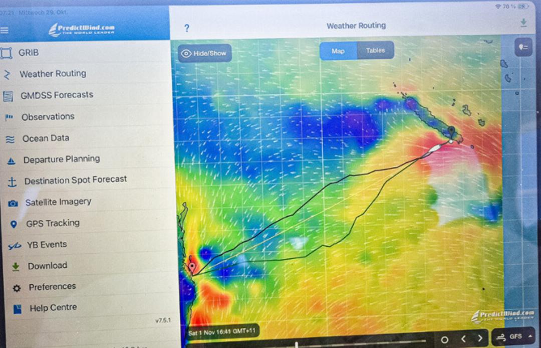 Im Herbst drohen in der Südsee tropische Wirbelstürme. Im Herbst drohen in der Südsee tropische Wirbelstürme.