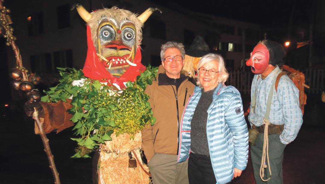 Bei Angelo Tomaselli erwarteten das Hutzgüri, wie es ihm gefällt, Fressalien. Bei Angelo Tomaselli erwarteten das Hutzgüri, wie es ihm gefällt, Fressalien.
