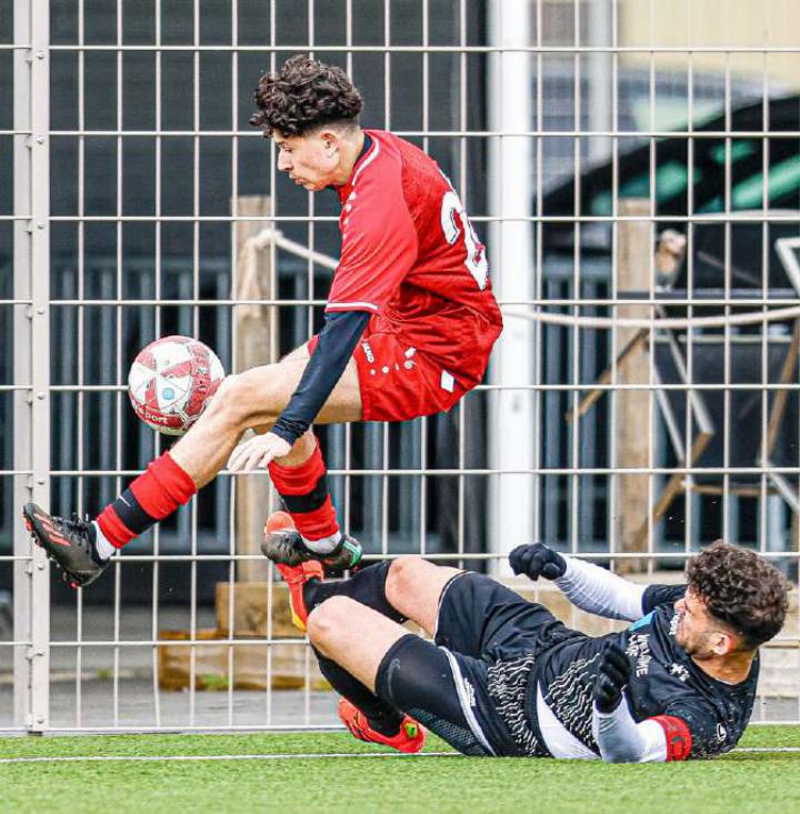 Fliegt der SV Sissach aus der 3. Liga? Immer weniger spricht gegen dieses Szenario. Bild Archiv vs