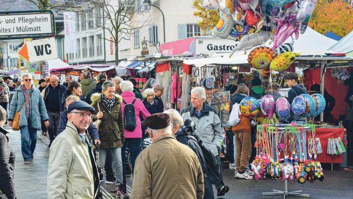 Der Herbstmarkt in Sissach ist ein beliebter Treffpunkt der Oberbaselbieter Bevölkerung. Bild Archiv vs