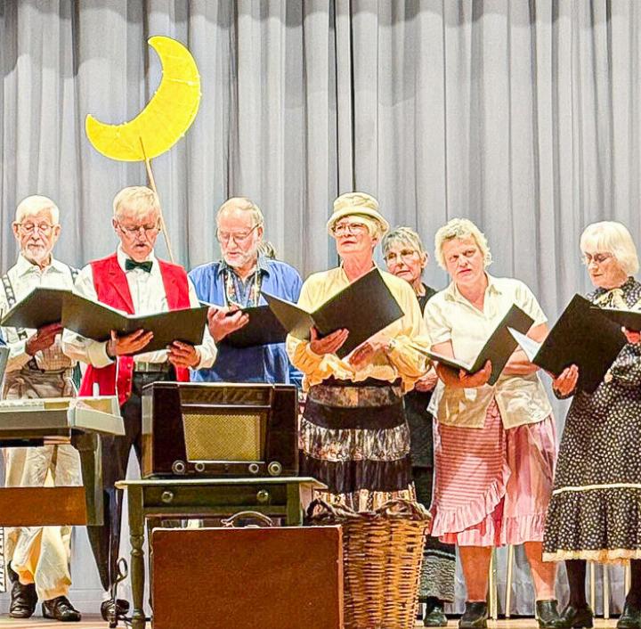 Der Chor am vielfältigen Jubiläumsfest im Einsatz.
Bild zvg