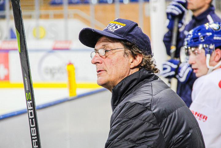 Arno Del Curto wurde als langjähriger Trainer des HC Davos landesweit bekannt. Bild zvg