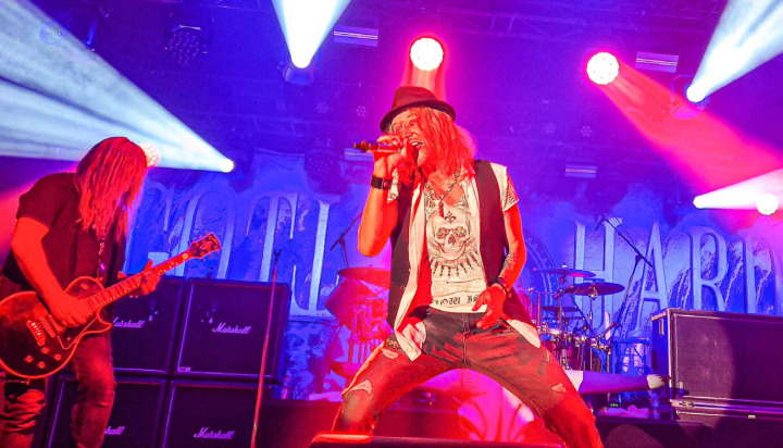 Die Band «Gotthard» brachte die Bühne des Schupfartfestivals zum Beben. Bilder Ira May