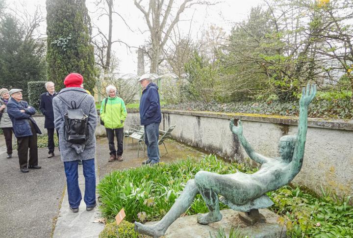 Jakob Probsts «Genesende» beim Kantonsspital Liestal.
Bild Martin Stohler