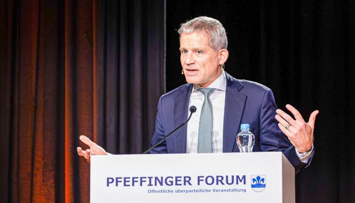 «Die Schweiz ist offen, weil sie mitten in Europa ist»: Bundesrat Beat Jans. Bild zvg / Claudia Schreiber «Die Schweiz ist offen, weil sie mitten in Europa ist»: Bundesrat Beat Jans. Bild zvg / Claudia Schreiber