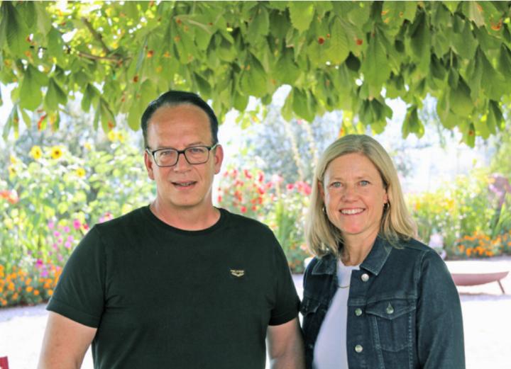 Sie stehen dem Trägerverein des «Naturparks Baselbiet» vor: Johannes Sutter und Florence Brenzikofer. Bild Janis Erne