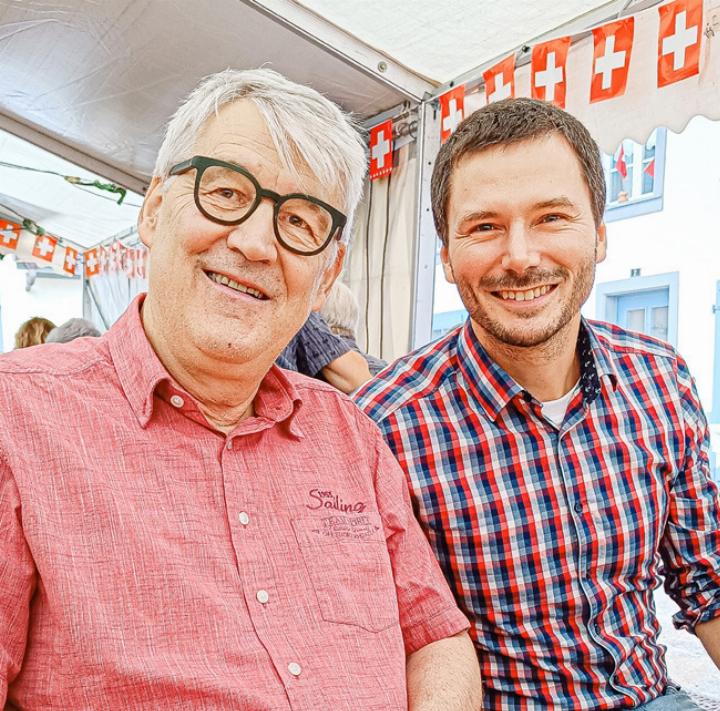 Festredner Jürg Gohl mit dem Gemeindepräsidenten Dorian Wernli.
Bild zvg / Stephan Schöttli