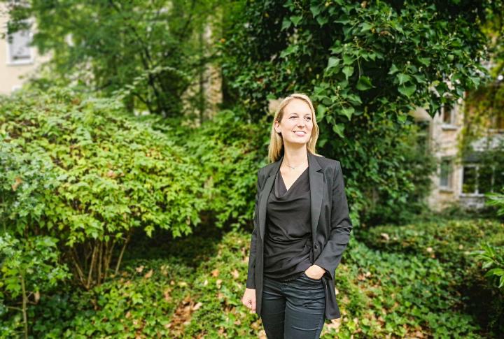 «Einen Monat lang nur finanztechnische Fragen? Nein. Da würde mir der Kopf rauchen», sagt Lea Hungerbühler. Bild zvg