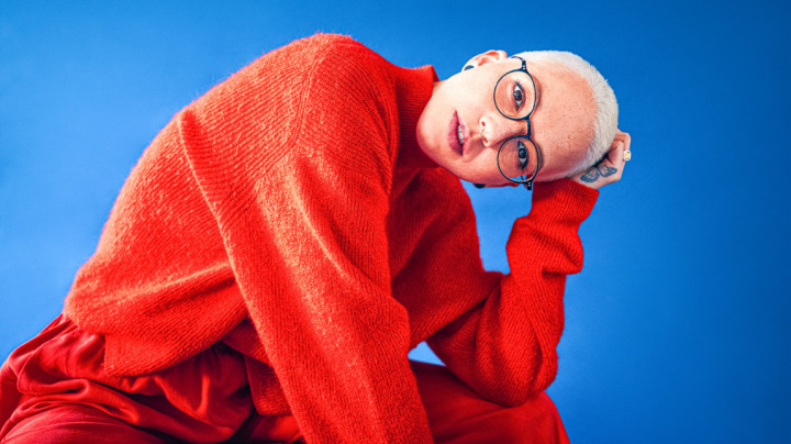 Stefanie Heinzmann holt sich die Erholung beim Meditieren und Schweigen. Bild zvg