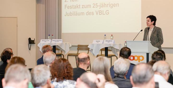 Regierungspräsidentin Monica Gschwind eröffnete den Festakt zum 25-Jahre-Jubiläum des VBLG in Liestal. Bild zvg / Foto Kamber, Liestal