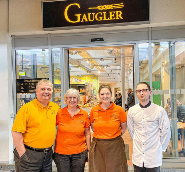 Die Bäckerfamilie Gaugler (von links): Silvan (Vater), Conny (Mutter), Evelyn (Tochter) und Dominik (Sohn). Bild zvg