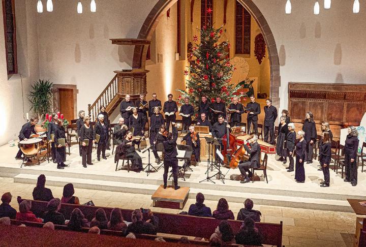 Chor und Orchester überzeugen mit einem warmen, ausgewogenen Gesamtklang und einem spürbaren Miteinander.
Bild zvg / Benno Hunziker
