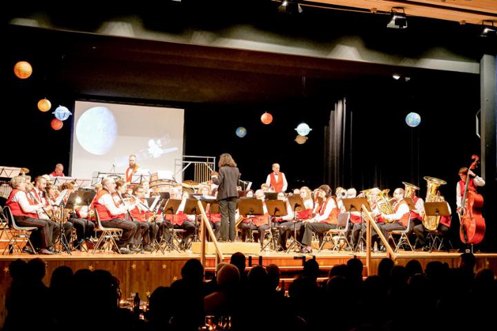 Der Musikverein Sissach wurde 1880 gegründet und ist noch immer ein wichtiger Verein im Dorf. Der Musikverein Sissach wurde 1880 gegründet und ist noch immer ein wichtiger Verein im Dorf.