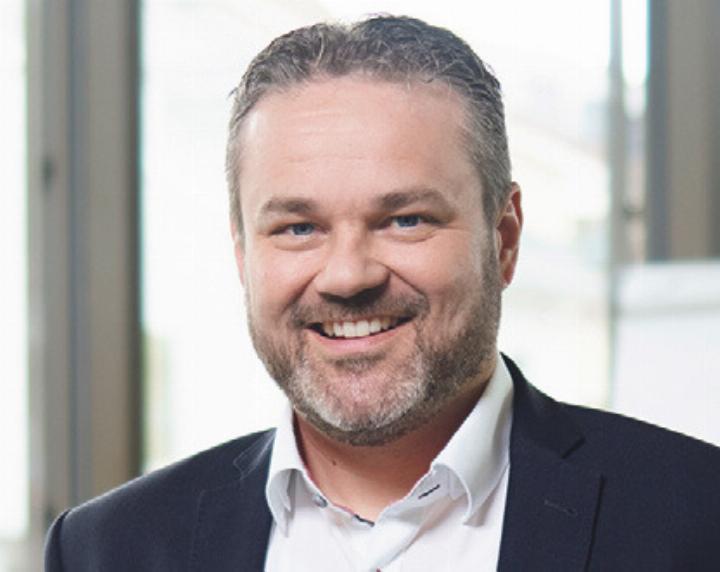 Adrian Simmen Leiter Vermögensplanung Adrian Simmen Leiter Vermögensplanung