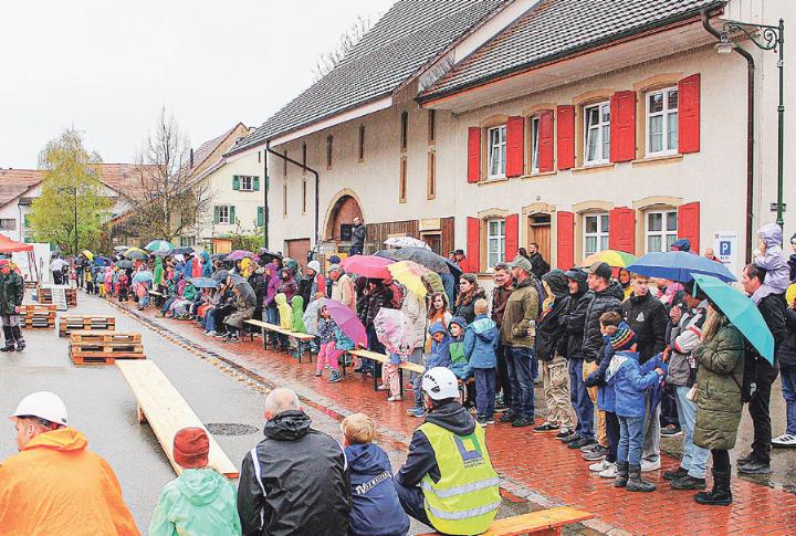 Das Wetter sorgte für einen glitschigen Untergrund und machte die Veranstaltung zu etwas Besonderem. Bild zvg