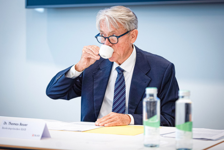 Schluss mit Abwarten und Tee trinken: Interims-Bankratspräsident Thomas Bauer greift durch. Bild Archiv vs