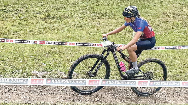 Zu den Stärken der 15-Jährigen gehört das Bergfahren, was beim olympischen «Cross-Country» von Vorteil ist. Bild zvg