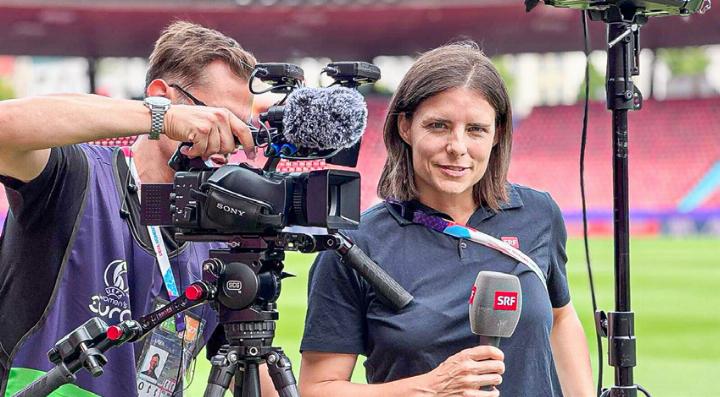 Der Fussball der Frauen ist Seraina Degens Spezialgebiet. Bild zvg