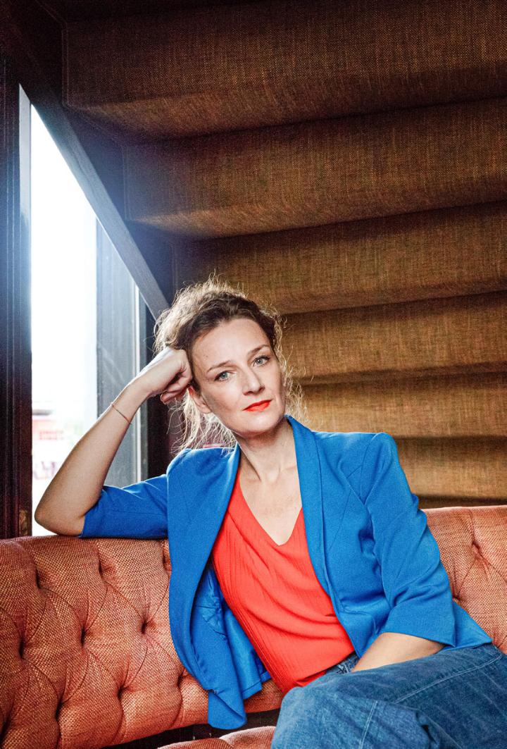 Franziska Schutzbach sagt, dass Frauen in unserer Gesellschaft häufig u Konkurrentinnen gemacht werden. Bild zvg Franziska Schutzbach sagt, dass Frauen in unserer Gesellschaft häufig u Konkurrentinnen gemacht werden. Bild zvg