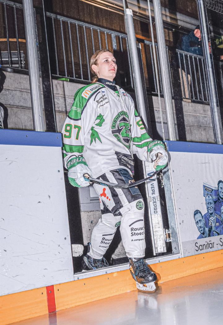 Manon Jossevel überzeugte gegen Sursee mit viel Einsatz – und zwei Toren.
Bild Archiv vs/Mathys Estable Manon Jossevel überzeugte gegen Sursee mit viel Einsatz – und zwei Toren.
Bild Archiv vs/Mathys Estable