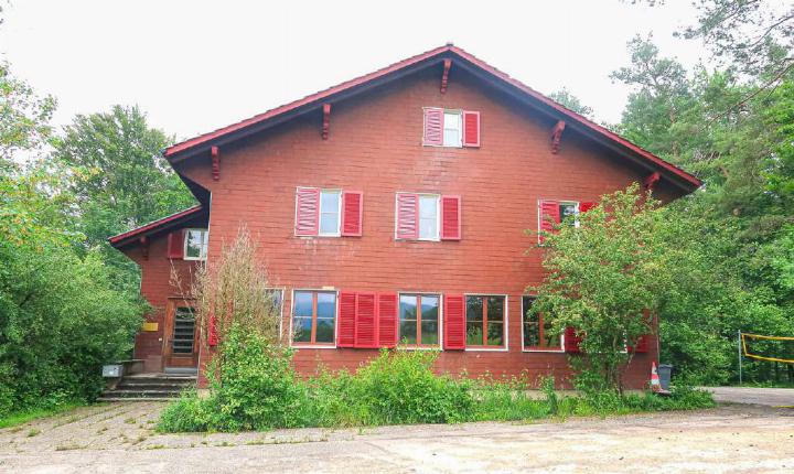 Neue Besitzerin des Jugendhauses ist die EML Immobilien AG, die bereits das frühere Tagungszentrum der Reformierten Kirche Baselland erworben hatte. Bild Elmar Gächter