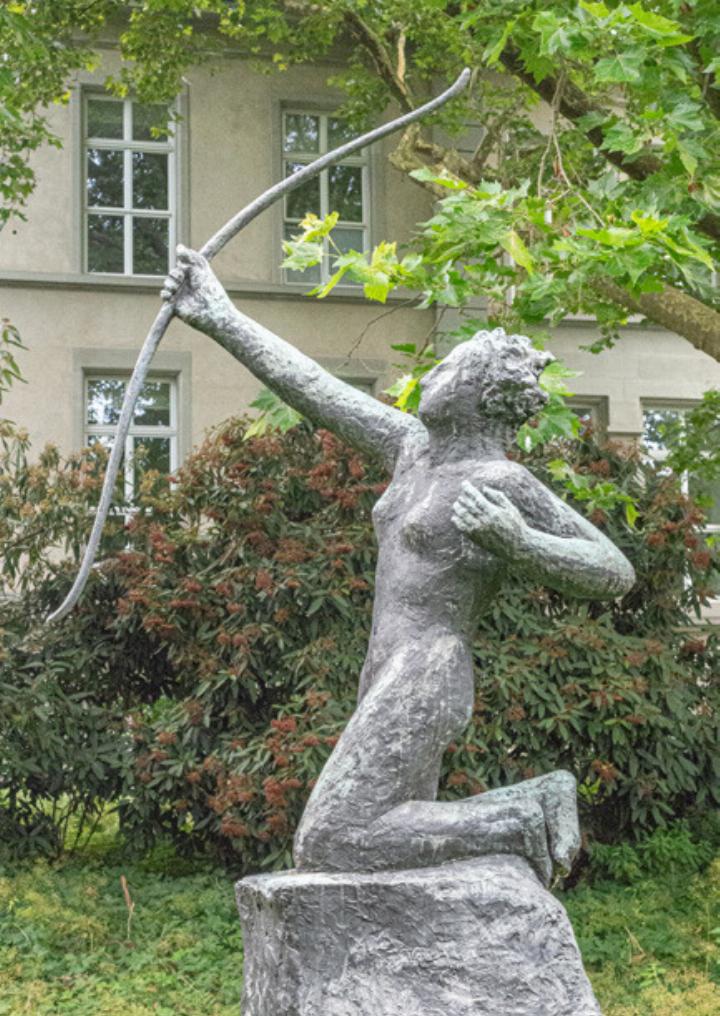 «Diana», Innenhof Uni Basel.