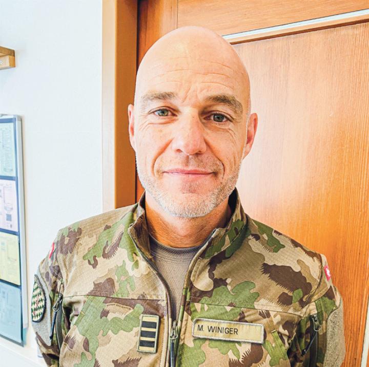 «Wir bewegen uns auf Augenhöhe: offen, respektvoll und konstruktiv»: Der Kommandant der Offiziersschule Liestal, Oberst Marcel Winiger, 
lobt die Zusammenarbeit mit der Stadt.
Bild Willi Wenger