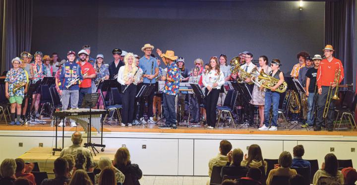 Beim gemeinsamen Lagerkonzert in Davos 
zeigten die jungen Musikerinnen und Musiker 
aus Baselland und Graubünden ihr Können.
Bild zvg